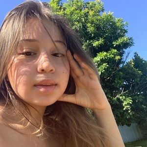 Meet your Posher, Isabella